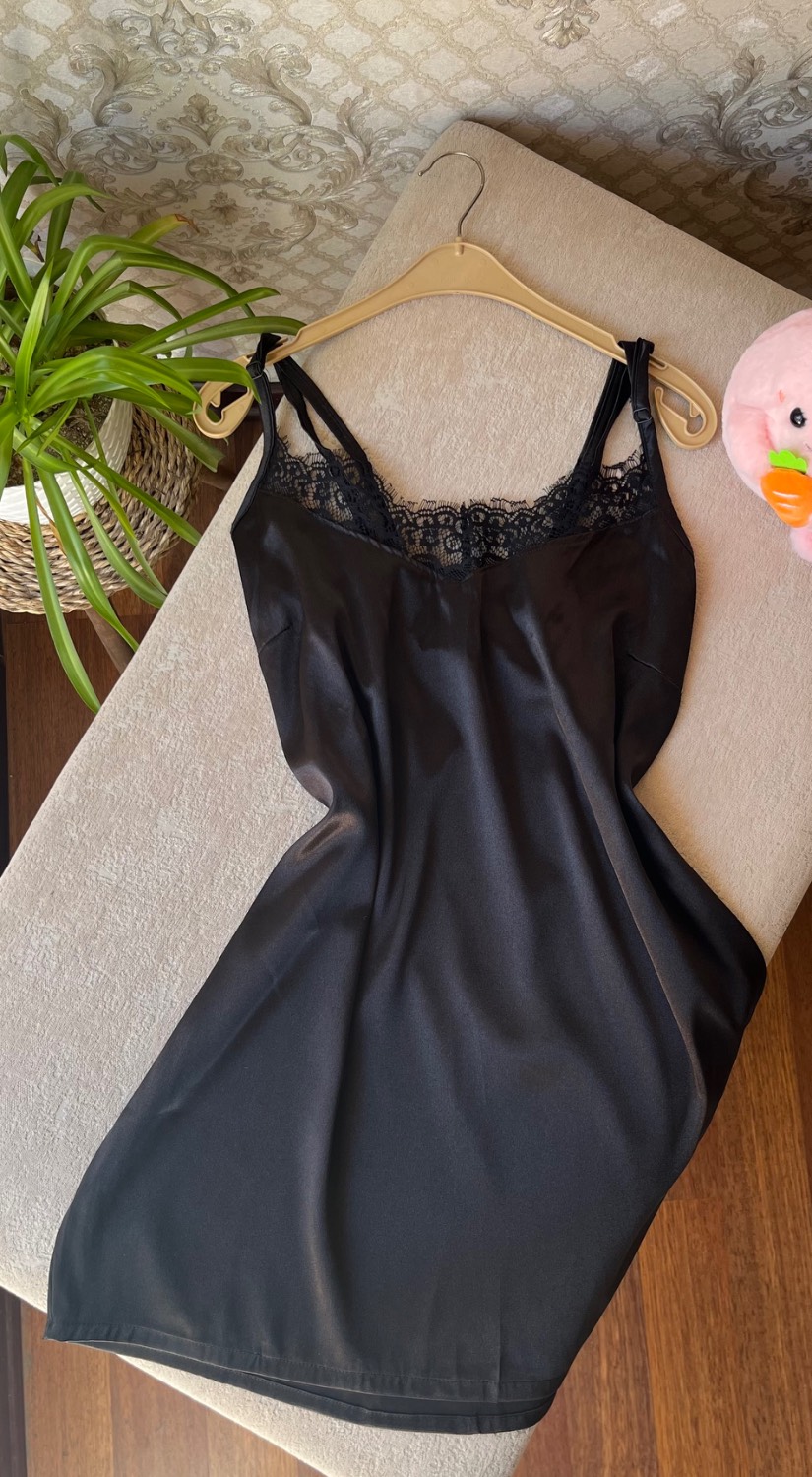 پیراهن ساتن Black کد ۱۰۹۰