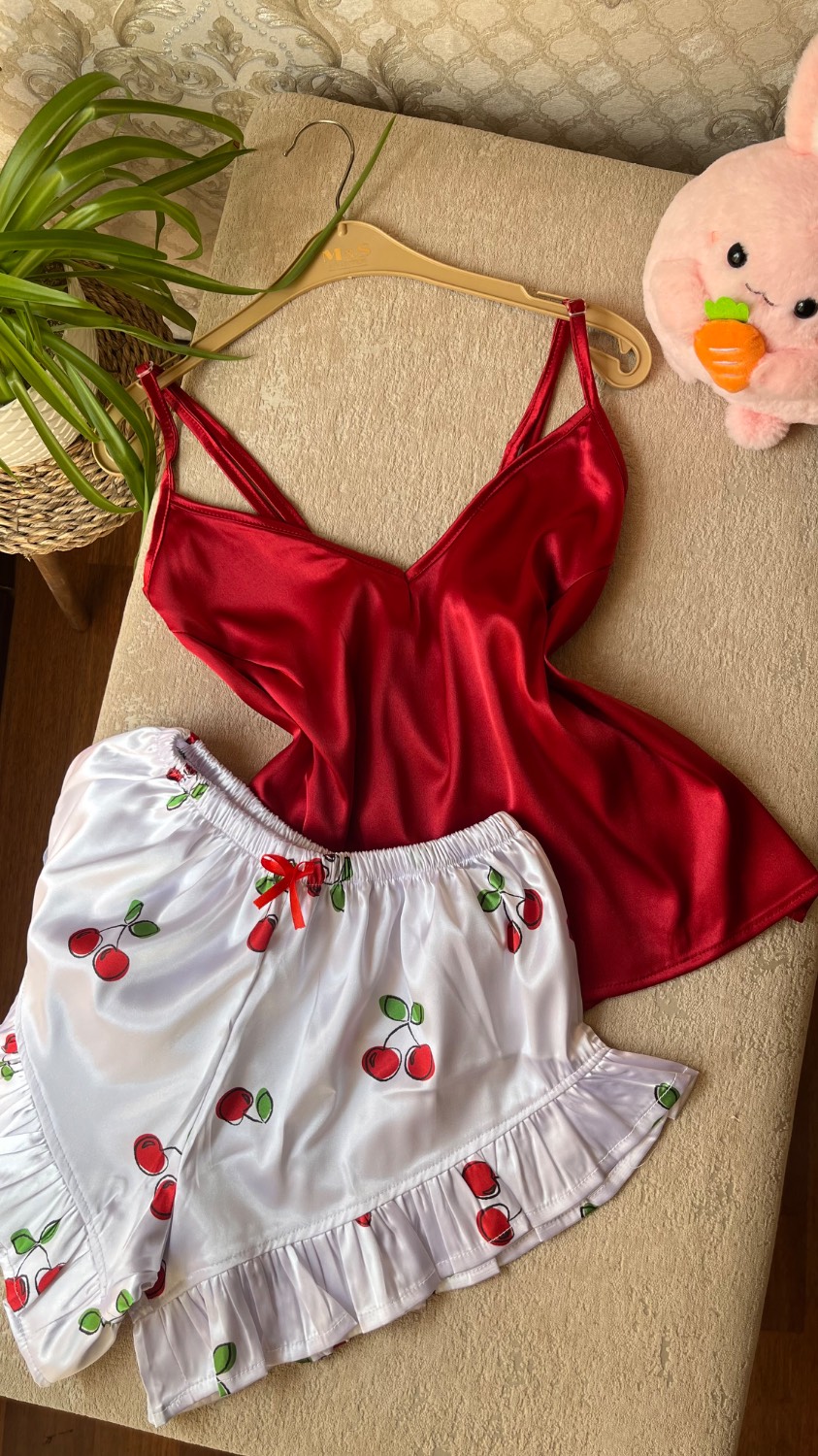 تاپ شورتک ساتن چری کد ۱۱۰۶