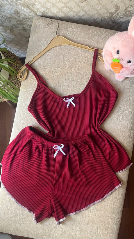 تاپ شورتک زرشکی کد ۱۱۴۲